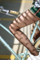 Hurtownia Mirella Rajstopy damskie Rowerowe rajtuzy Gabriella na rowerze noga.jpg